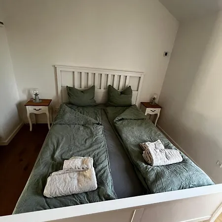 Апартаменты Cozy Little House *